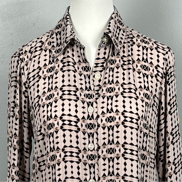 Cabi 784 Colony Club button front roll sleeve geometric shirt dress, size small. - Picture 5 of 12
